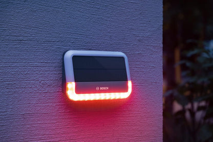 Bosch Smart Home Außensirene, Kabellose Alarmanlage Mit Solarpanel