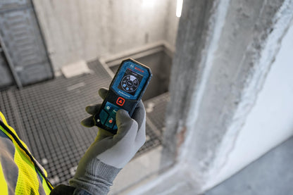 Bosch Professional Laser-Entfernungsmesser GLM 40-31 (IP 65, stoßdämpfendes Gehäuse, 7 Messmodi, automatische Berechnungen für Länge/Fläche/Volumen, helles Farbdisplay, mit Li-Ionen-Akku kompatibel)