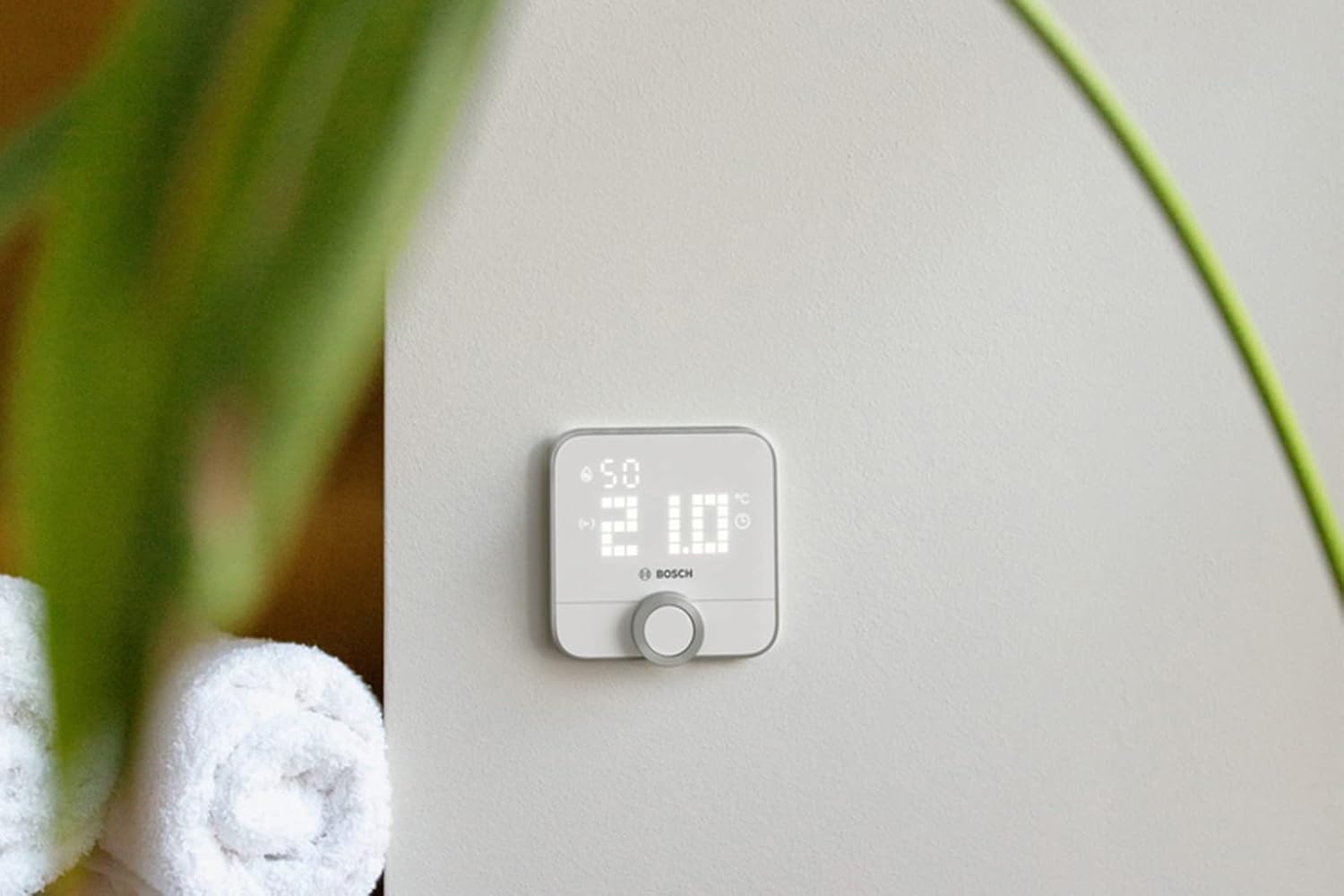 Bosch Smart Home Raumthermostat II Für Kabelgebundener Heizsysteme, 230 V, Kompatibel Mit Google Assistant Und Alexa