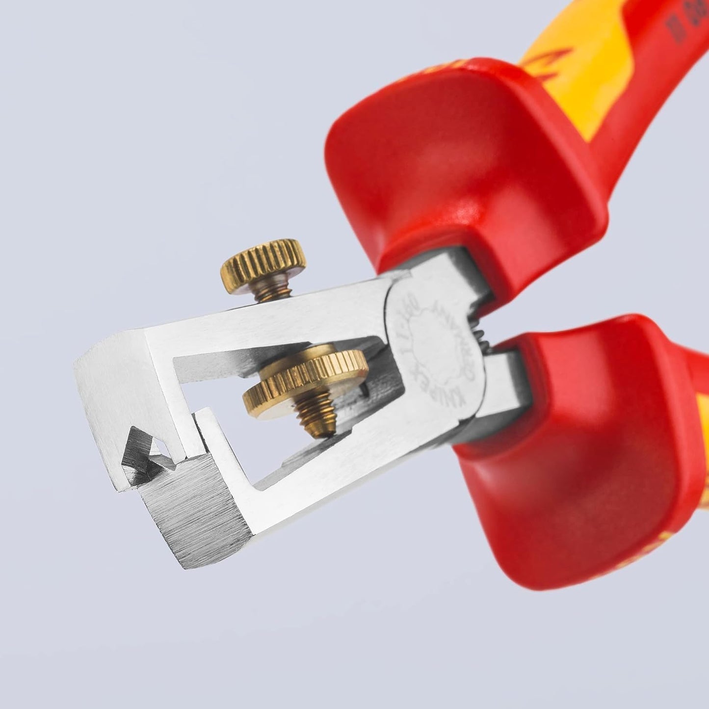 KNIPEX Abisolierzange mit Öffnungsfeder, universal auf SB-Karte verchromt isoliert mit Mehrkomponenten-Hüllen, VDE-geprüft 160 mm, 11 06 160 SB
