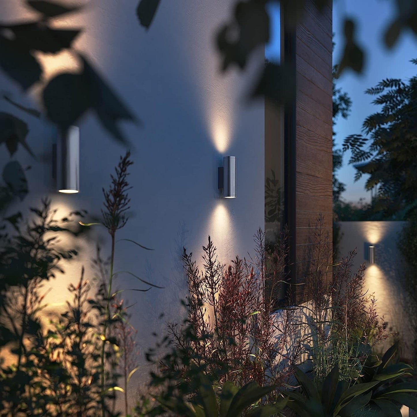 Philips Hue Appear White and Colour Ambiance LED Smart Outdoor Wall Light