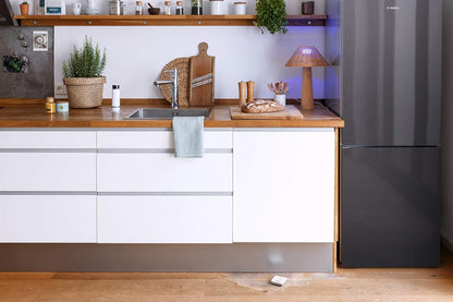 Bosch Smart Home Wassermelder, Mit Notrufschnellwahl in Der App, Rutschfest