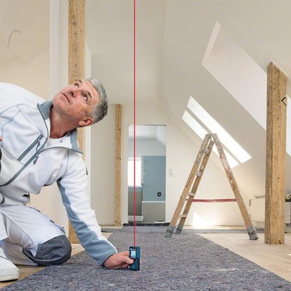 Bosch Professional Laser Entfernungsmesser GLM 40 (Flächen-/Volumenberechnung, max. Messbereich: 40 m, 2X 1,5-V Batterien, Schutztasche)