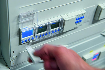 Theben TR610 Top3 Digitale Zeitschaltuhr - 1-Kanal Wochenschaltuhr